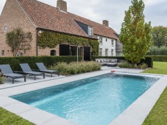 Inox Zwembaden B.Art Uitstraling van een inox bad is heel bijzonder