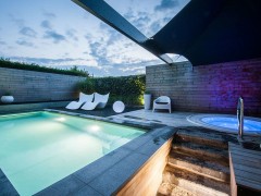 Nijs nv Stemmig wellnessen en weldoende massage