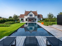 Hybrid Pools Zelfvoorzienende zwemvijver in Schriek