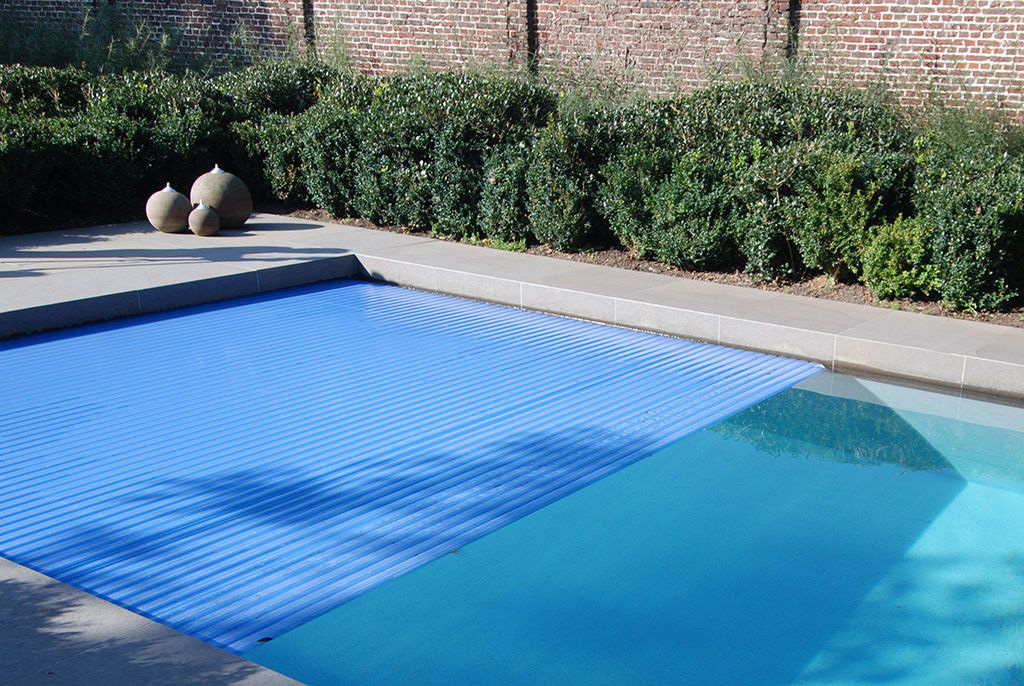 combineren Geestelijk systeem Zwembad van Ideal Pool nv - Kwaliteit van een polypropyleenbad |  Zwembadenplus